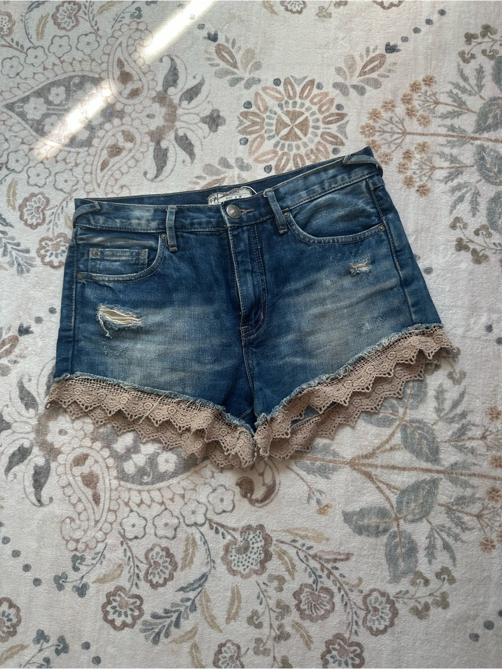 Free People - Lace-Trim High-Rise Women's Denim Shorts